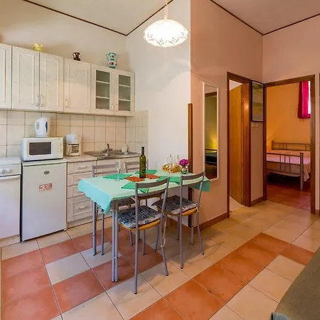 Snjezana Apartment