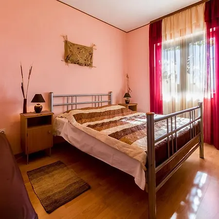 Snjezana Apartment