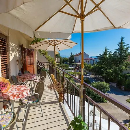 Snjezana Apartment Dramalj