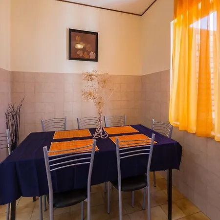 Apartment Snjezana